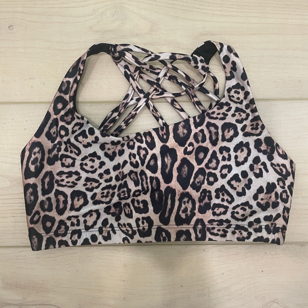 ONZIE CHEETAH PRINT SPORTS BRA